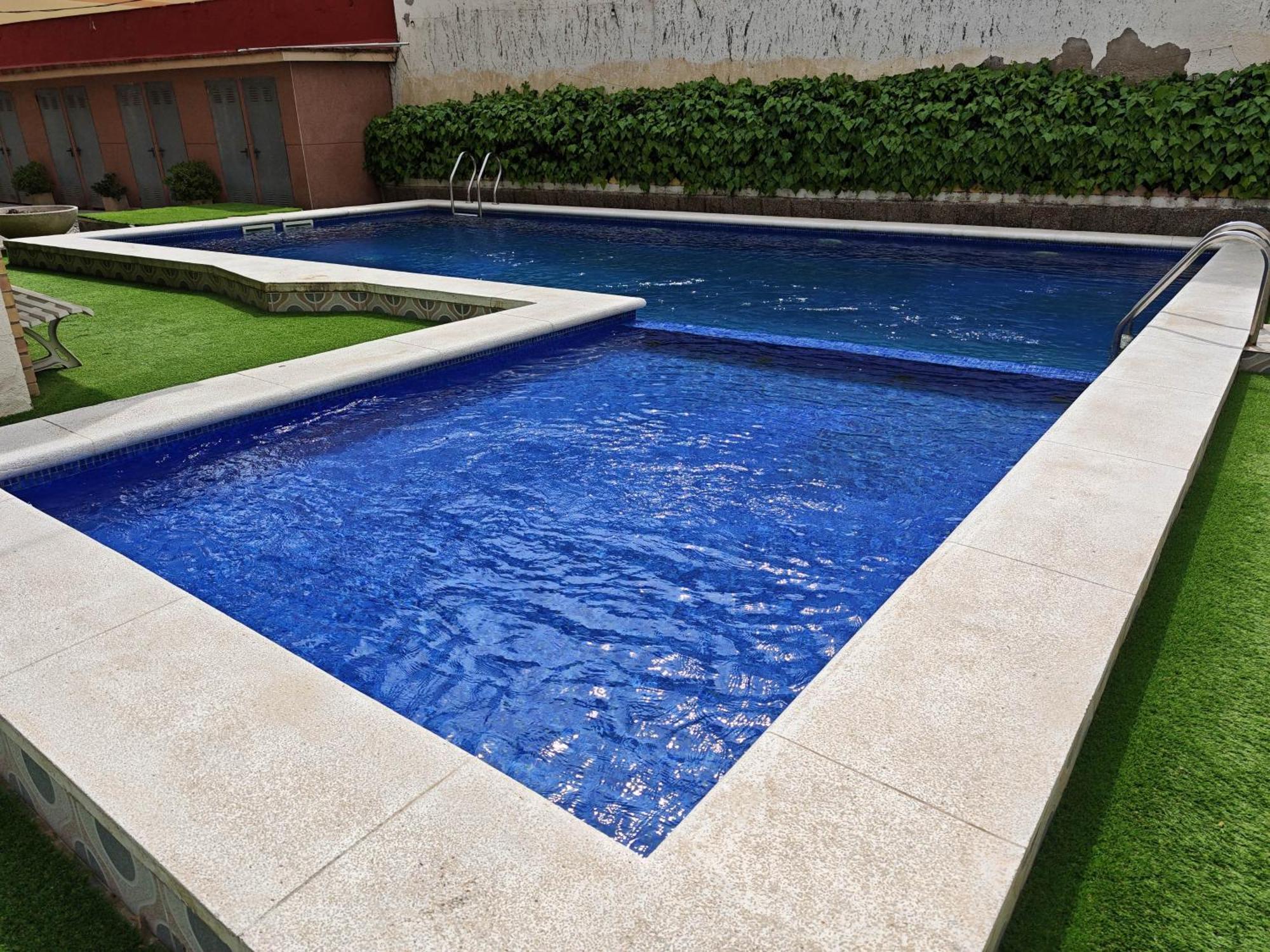 Apartamento Playa Con Piscina Parking Y 2 Habitac Castelldefels Dış mekan fotoğraf