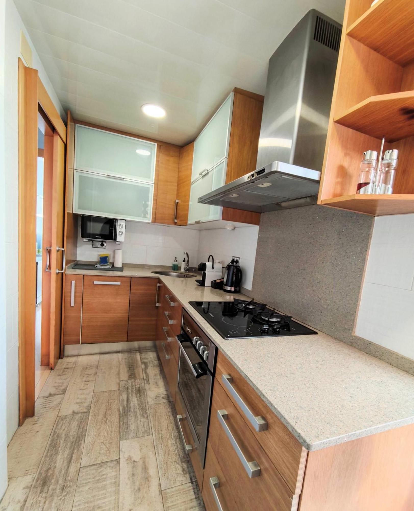 Apartamento Playa Con Piscina Parking Y 2 Habitac Castelldefels Dış mekan fotoğraf